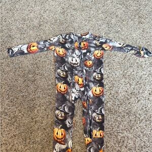 Halloween Bums & Roses  Pumpkin Kids One Piece footie bamboo pajama
